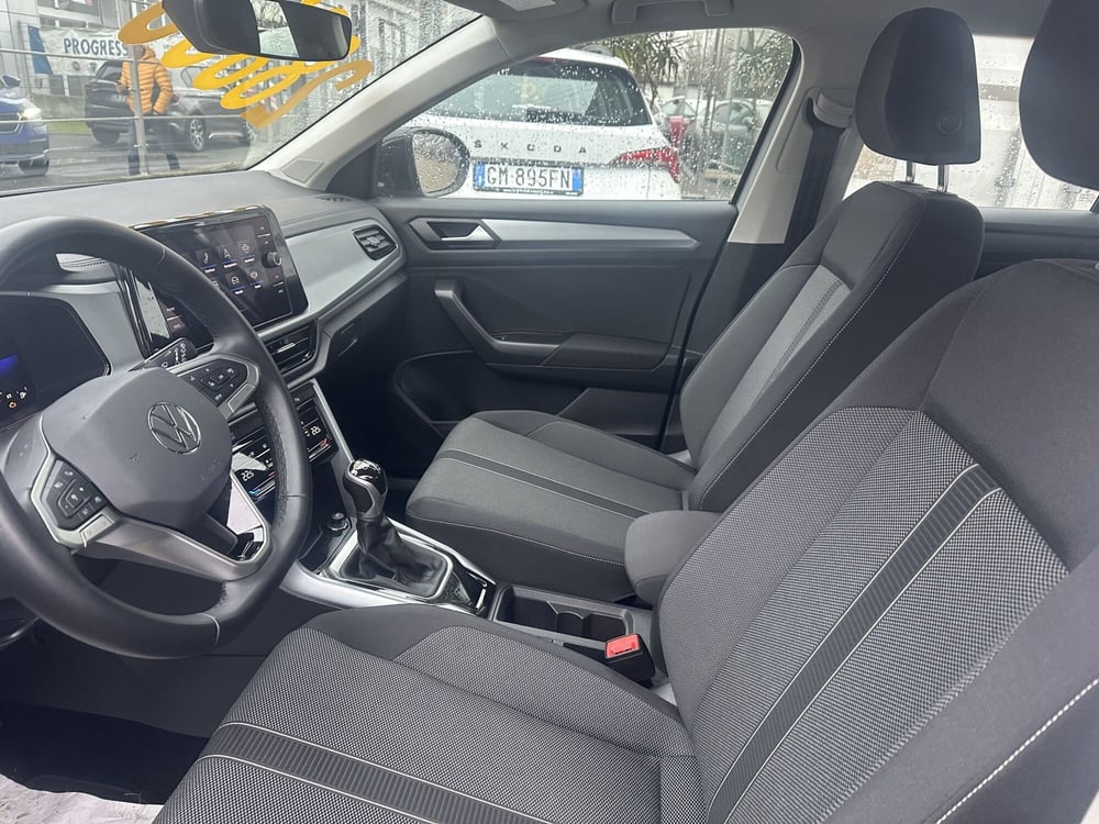 Volkswagen T-Roc usata a Milano (11)