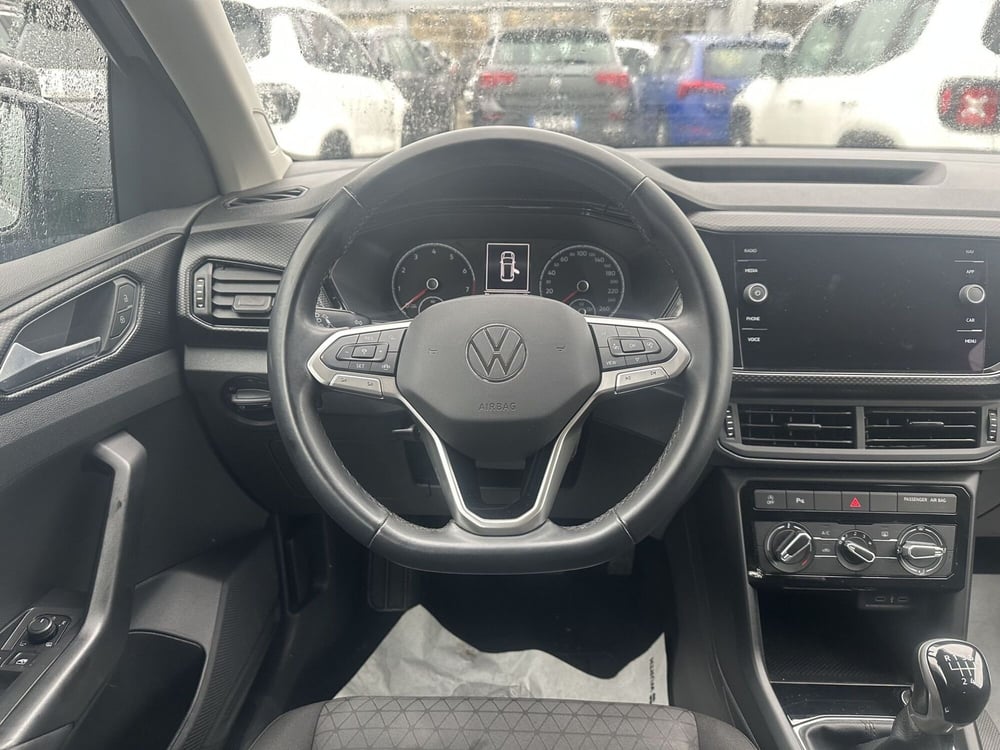 Volkswagen T-Cross usata a Milano (11)