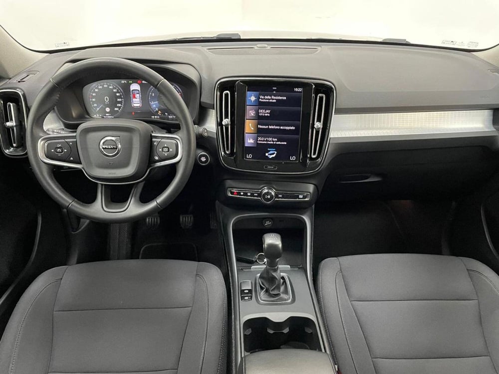 Volvo XC40 usata a Como (4)