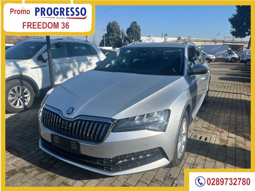 Skoda Superb Station Wagon nuova a Milano