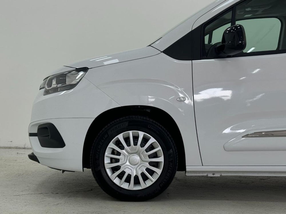 Toyota Proace City Verso nuova a Como (9)