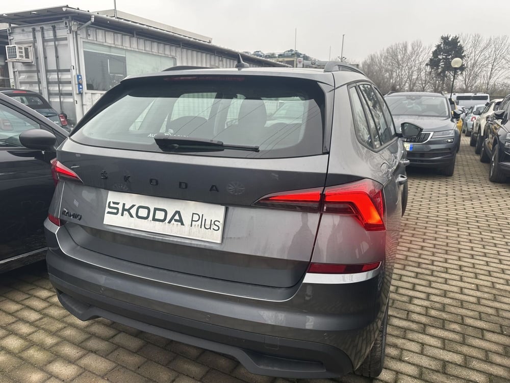 Skoda Kamiq usata a Milano (6)