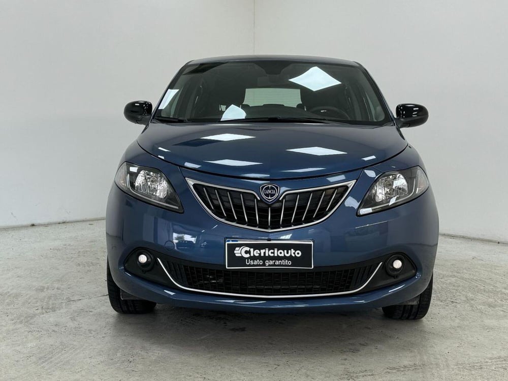 Lancia Ypsilon usata a Como (6)