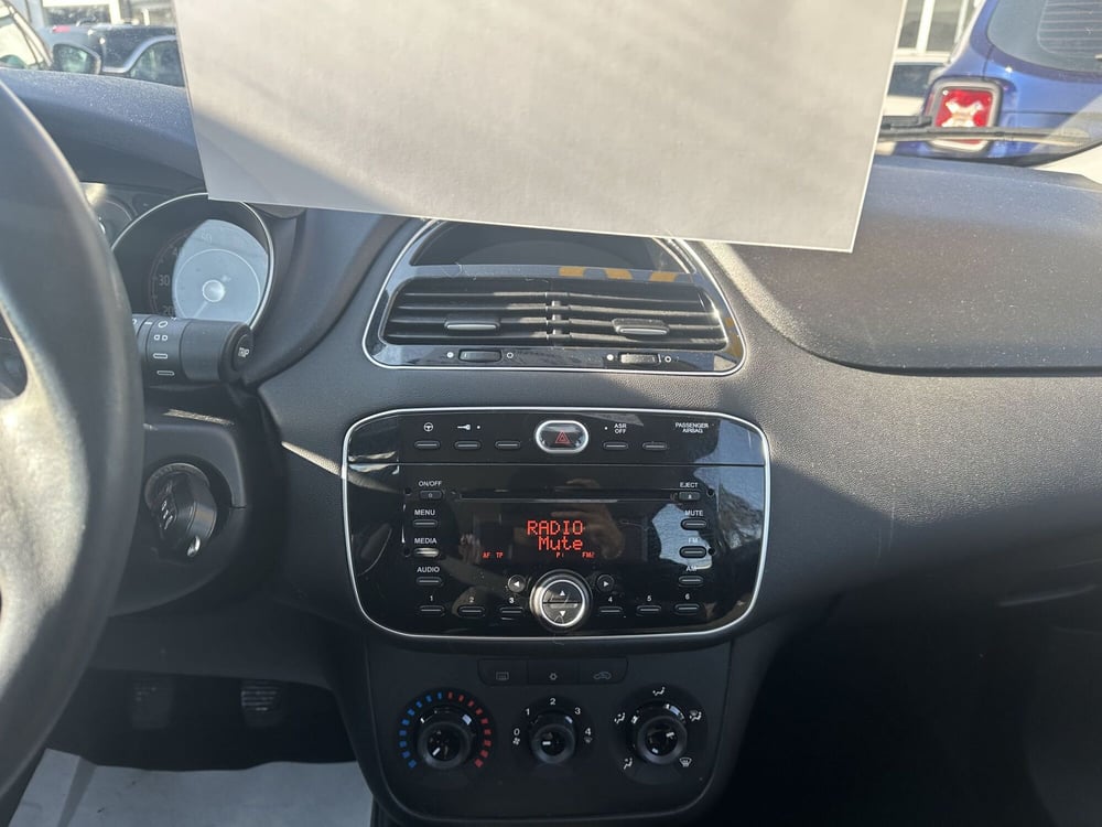 Fiat Punto usata a Milano (19)