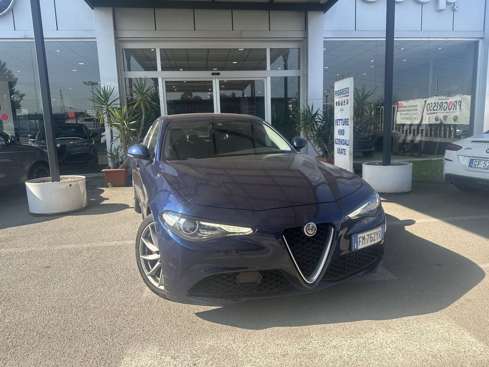 Alfa Romeo Giulia usata a Milano (5)