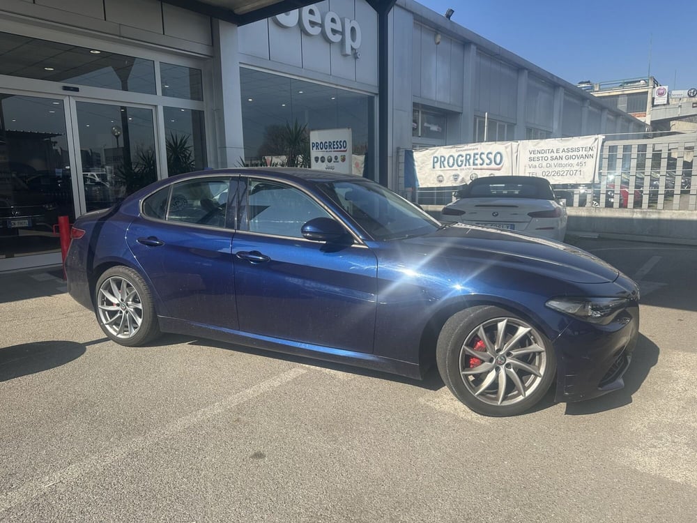 Alfa Romeo Giulia usata a Milano (7)