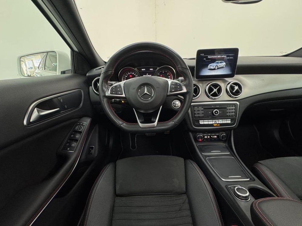 Mercedes-Benz GLA SUV usata a Como (10)