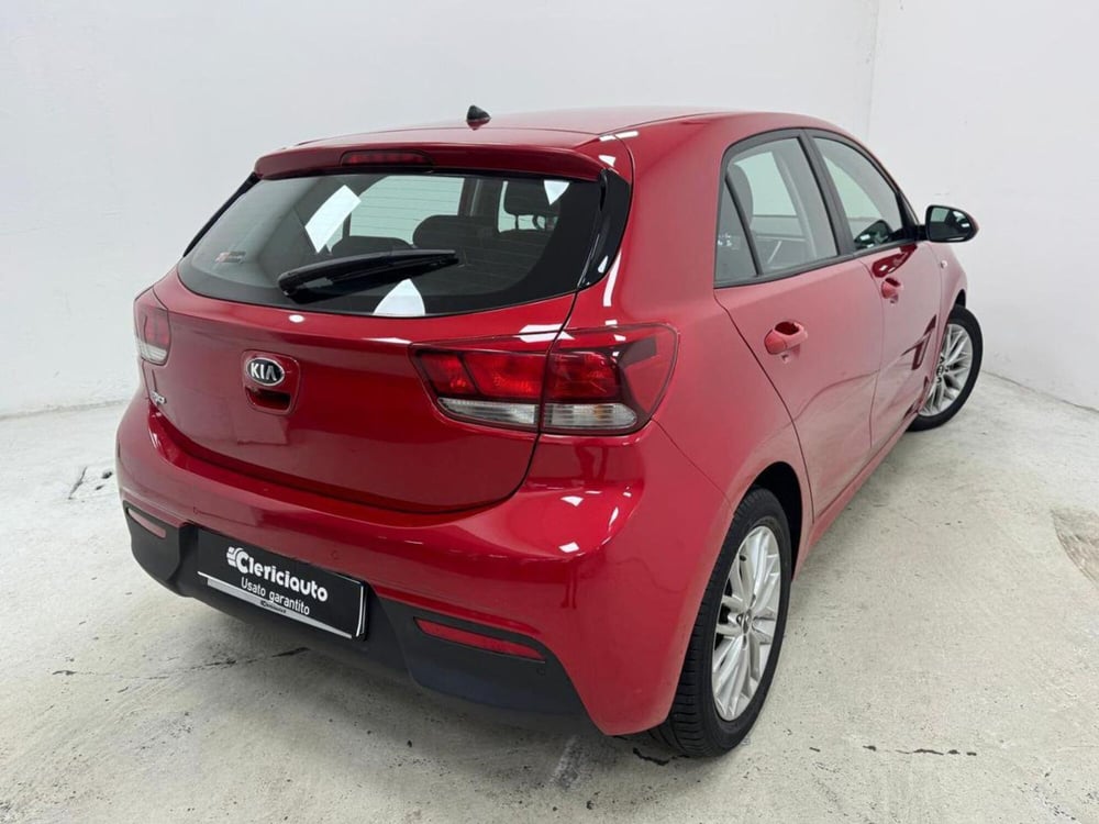 Kia Rio usata a Como (2)