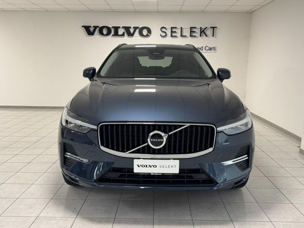 Volvo XC60 nuova a Como (3)