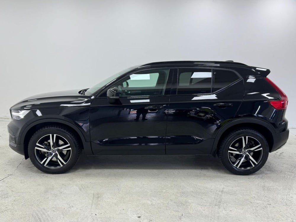 Volvo XC40 usata a Como (8)