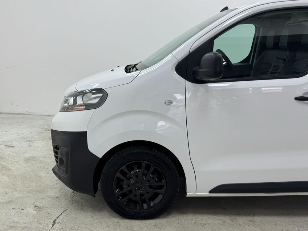 Opel Vivaro Furgone usata a Como (8)