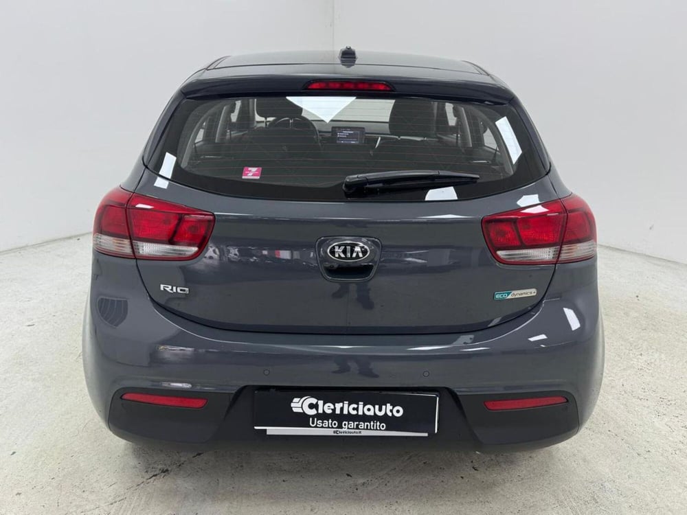 Kia Rio usata a Como (7)