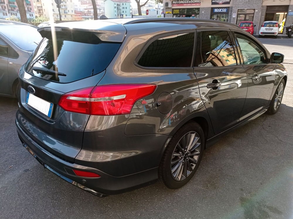 Ford Focus Station Wagon usata a Imperia (2)