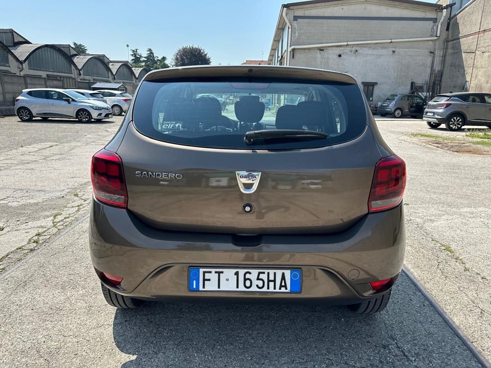 Dacia Sandero usata a Monza e Brianza (6)