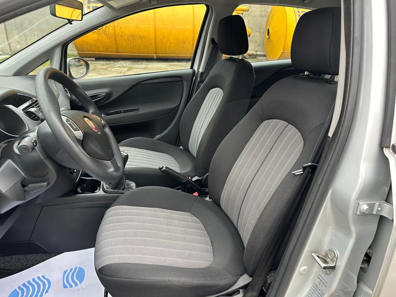 Fiat Punto usata a Monza e Brianza (7)