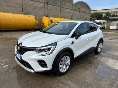 Renault Captur TCe 100 CV GPL FAP Zen  del 2022 usata a Lissone