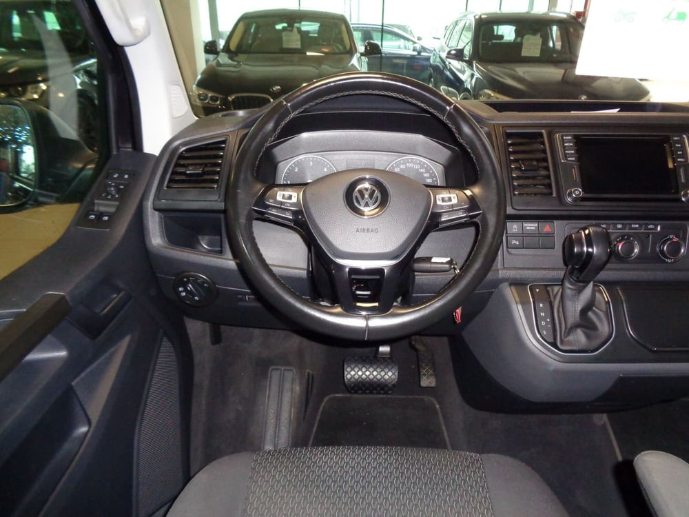 Volkswagen Multivan usata a Torino (14)