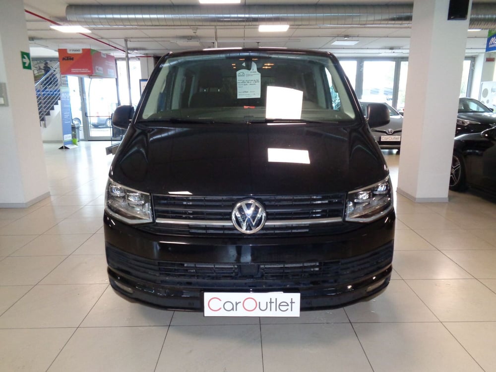 Volkswagen Multivan usata a Torino (2)