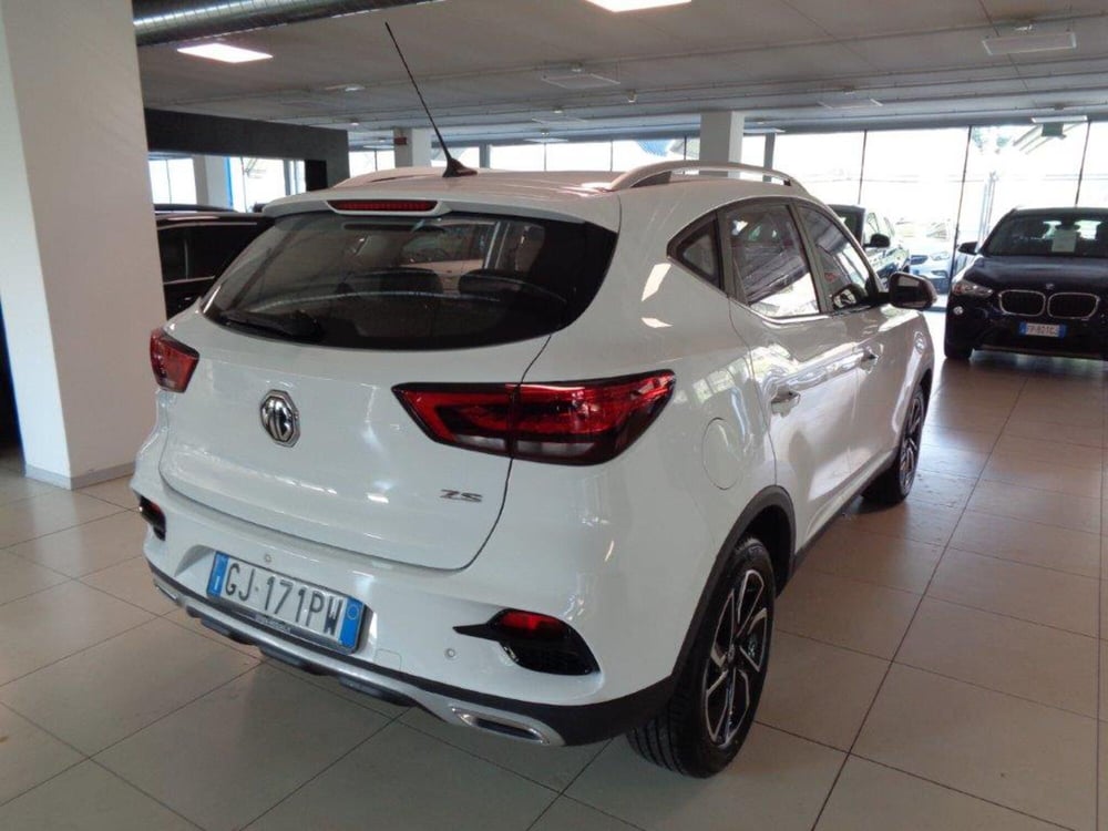 Mg ZS nuova a Torino (5)