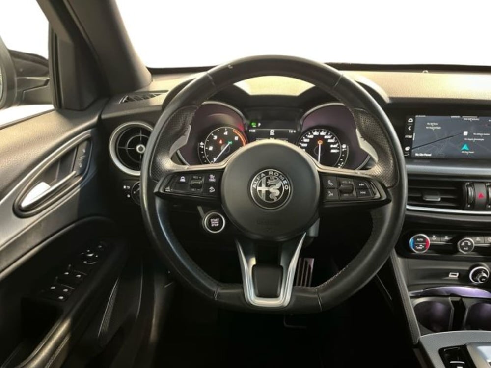 Alfa Romeo Stelvio usata a Verona (11)