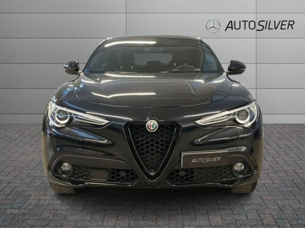 Alfa Romeo Stelvio usata a Verona (3)