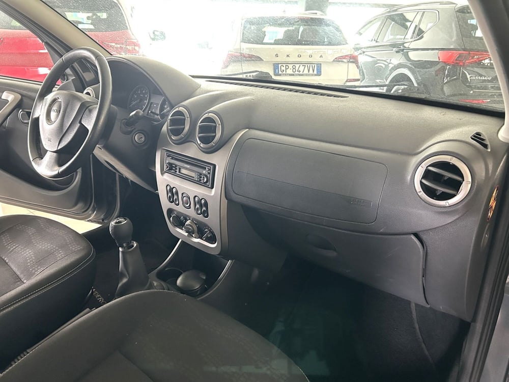 Dacia Sandero usata a Ferrara (12)