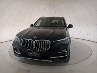 BMW X5 xDrive30d xLine del 2021 usata a Bari