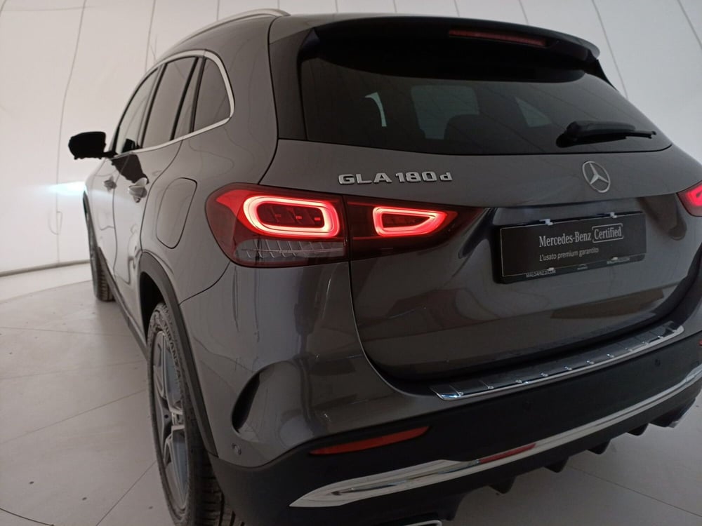 Mercedes-Benz GLA SUV usata a Bari (11)