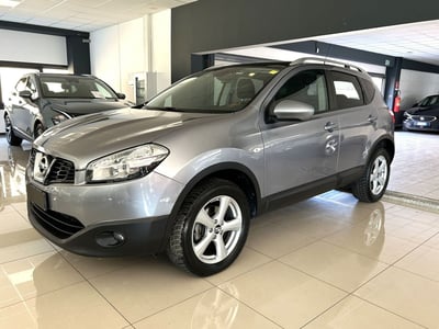 Nissan Qashqai 2.0 dCi DPF 4WD aut. n-tec del 2011 usata a Ferrara