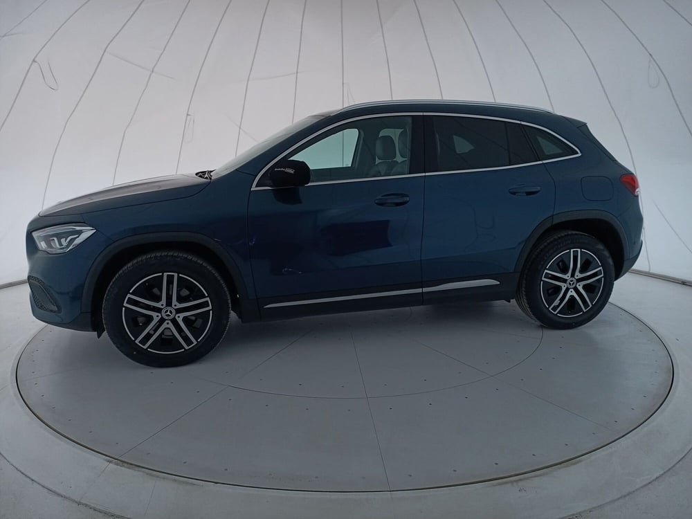 Mercedes-Benz GLA SUV usata a Bari (2)