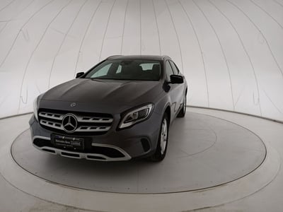 Mercedes-Benz GLA SUV 220 d Automatic 4Matic Sport  del 2020 usata a Bari