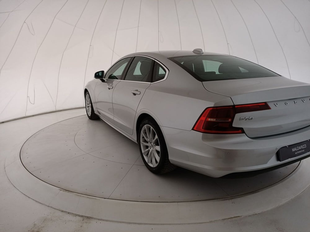 Volvo S90 usata a Bari (4)