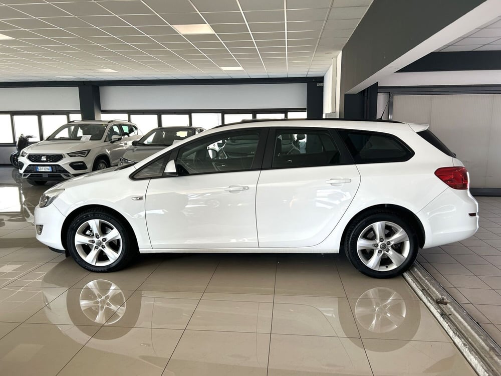 Opel Astra Station Wagon usata a Ferrara (6)