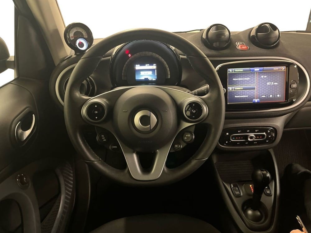 smart Fortwo Cabrio usata a Milano (11)