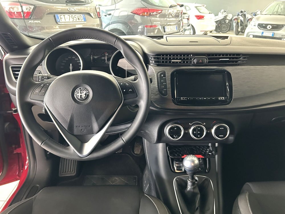 Alfa Romeo Giulietta usata a Ferrara (11)