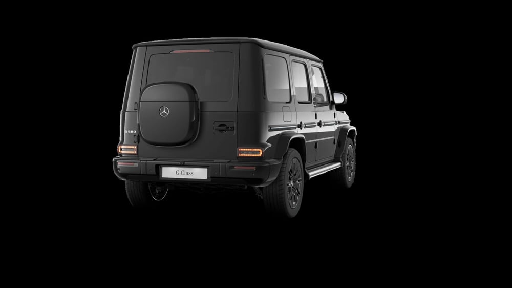 Mercedes-Benz Classe G nuova a Milano (4)