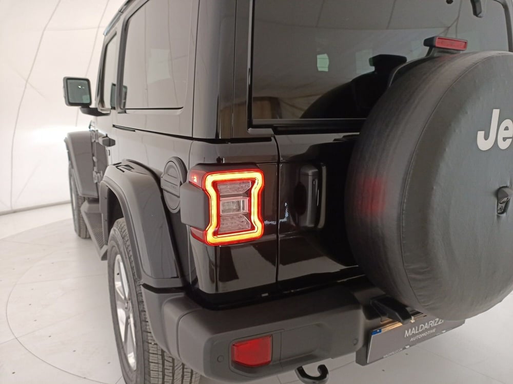 Jeep Wrangler usata a Bari (11)