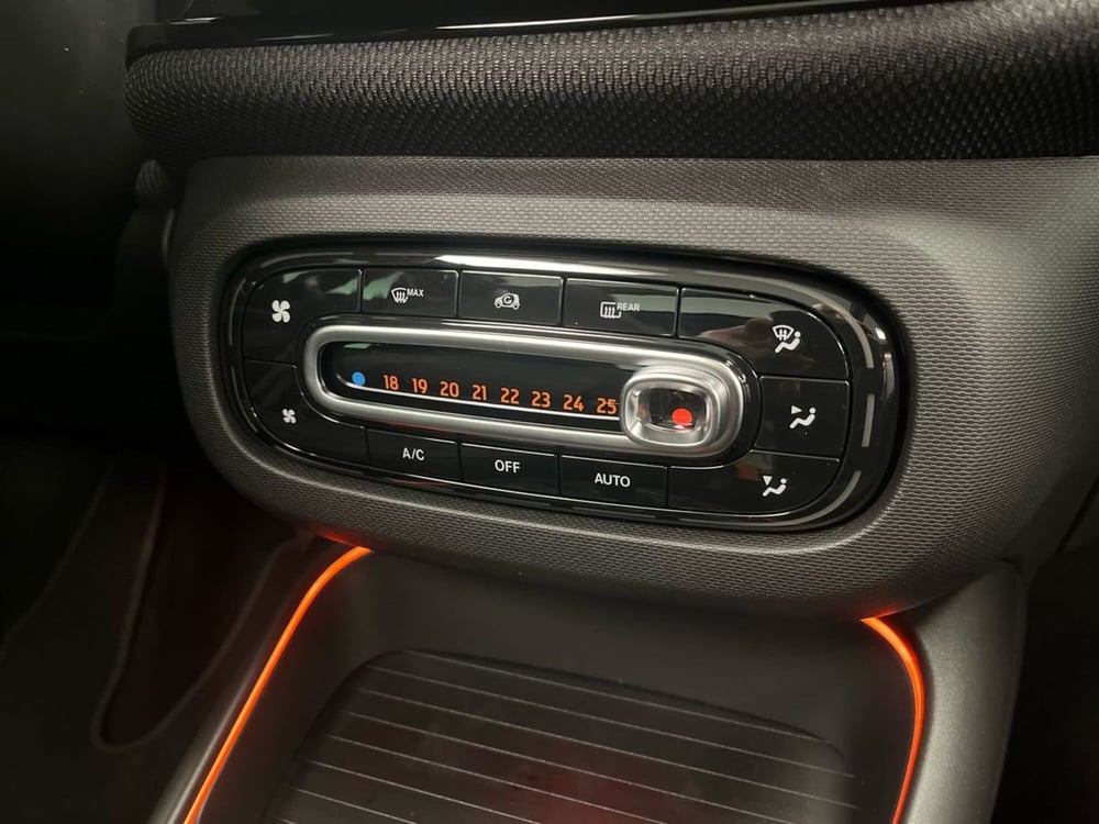 smart Fortwo Cabrio nuova a Milano (14)