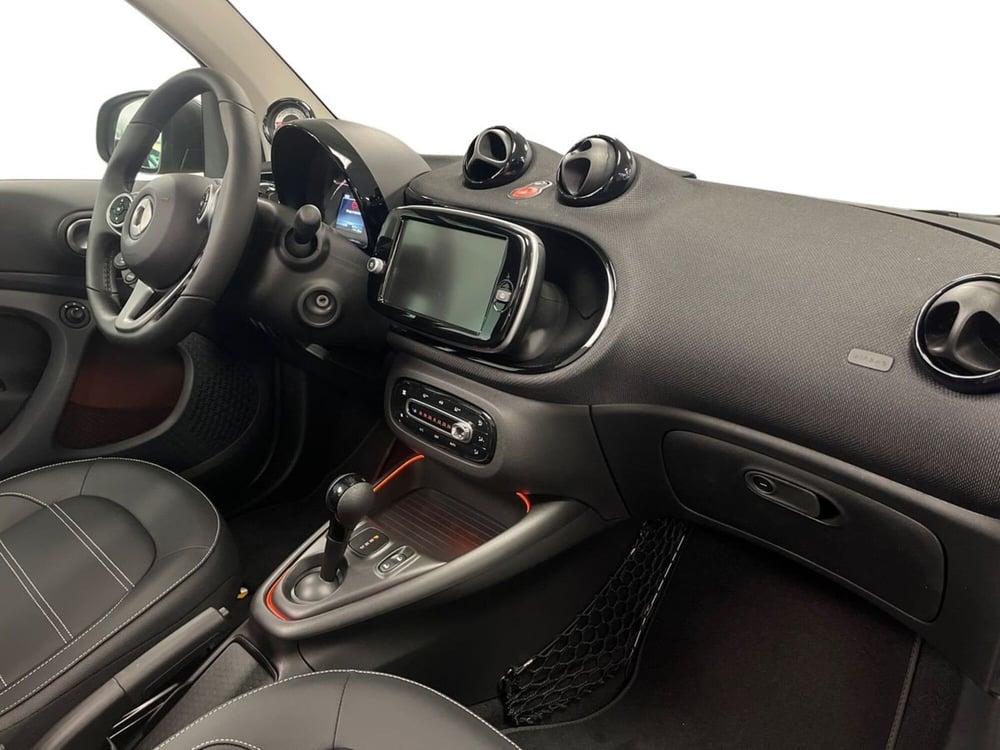 smart Fortwo Cabrio nuova a Milano (15)