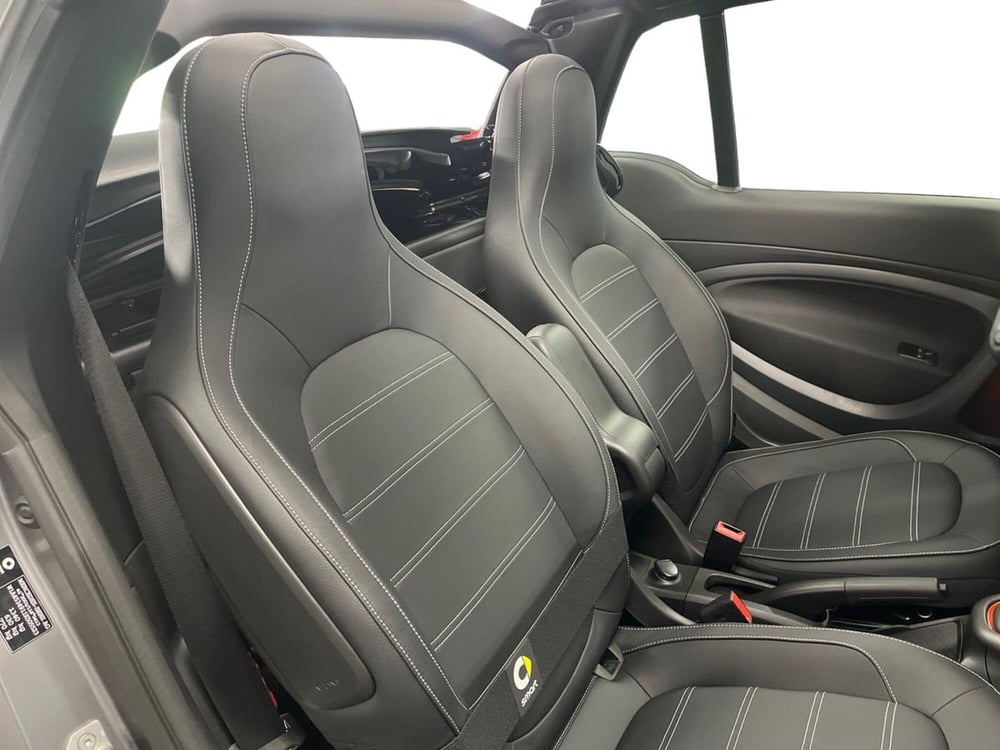smart Fortwo Cabrio nuova a Milano (16)