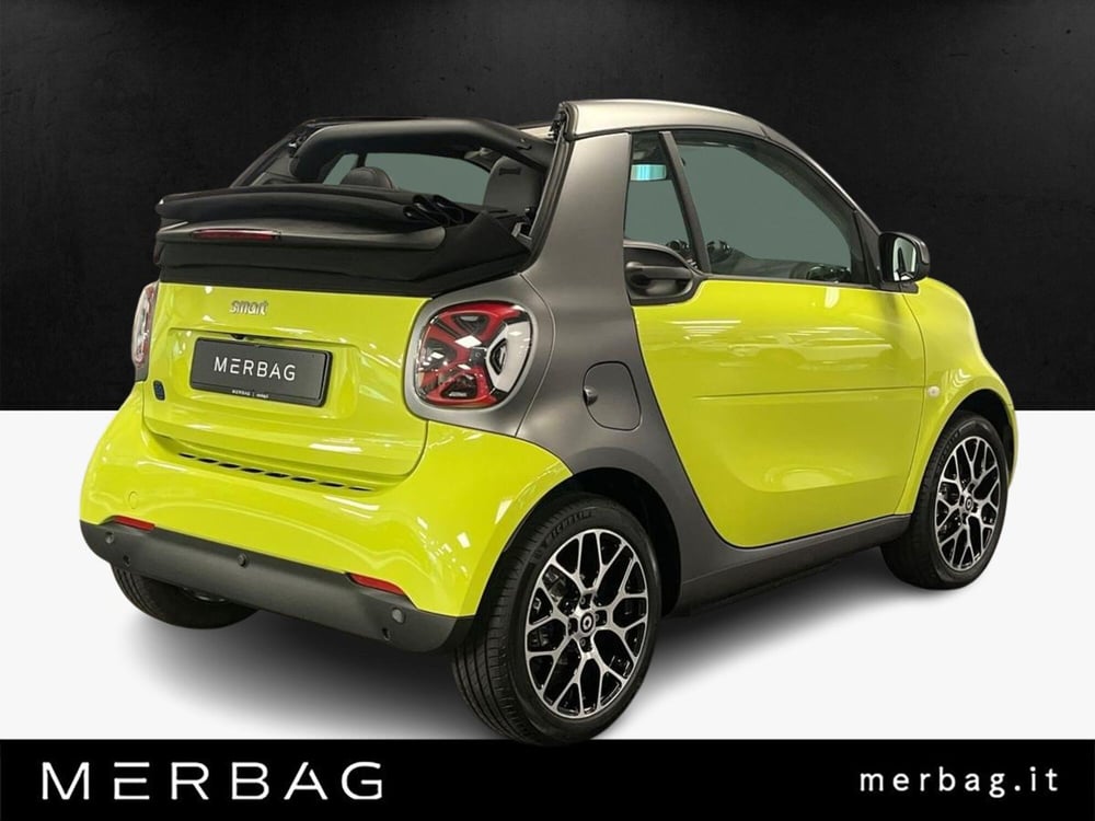 smart Fortwo Cabrio nuova a Milano (2)