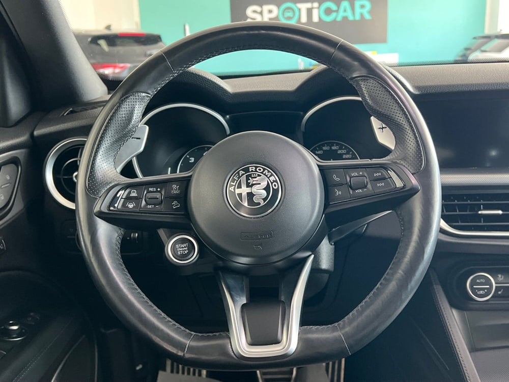 Alfa Romeo Stelvio usata a Pescara (10)