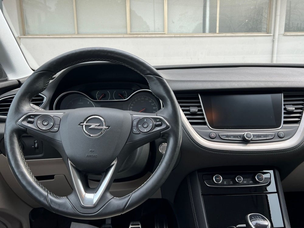 Opel Grandland X usata a Teramo (9)