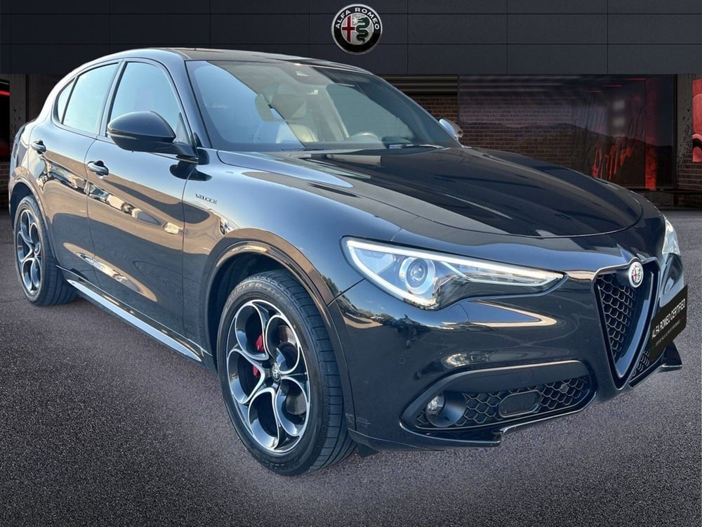 Alfa Romeo Stelvio usata a Pescara (5)