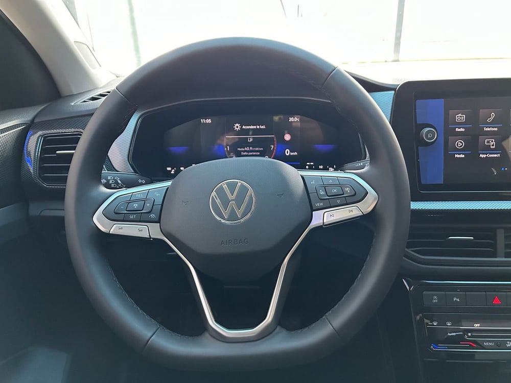 Volkswagen T-Cross nuova a Padova (16)