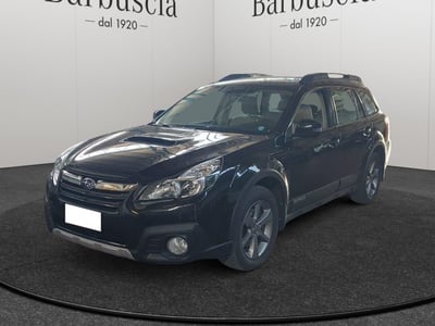 Subaru Outback 2.0D Lineartronic Exclusive del 2014 usata a Montesilvano