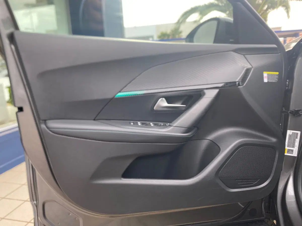 Peugeot 2008 usata a Bari (9)