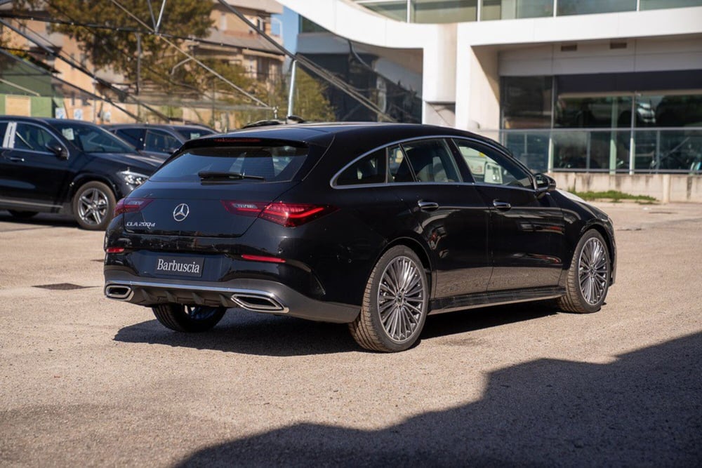 Mercedes-Benz CLA Shooting Brake nuova a Pescara (3)