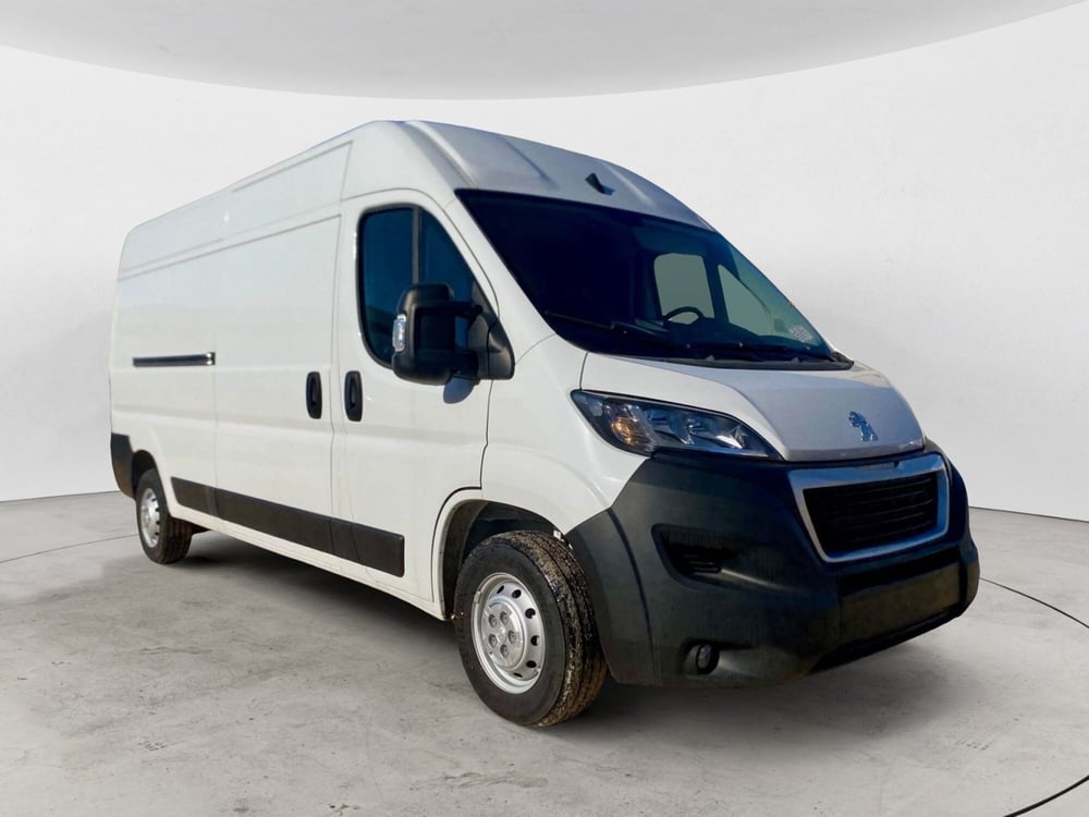 Peugeot Boxer Furgone nuova a Bari