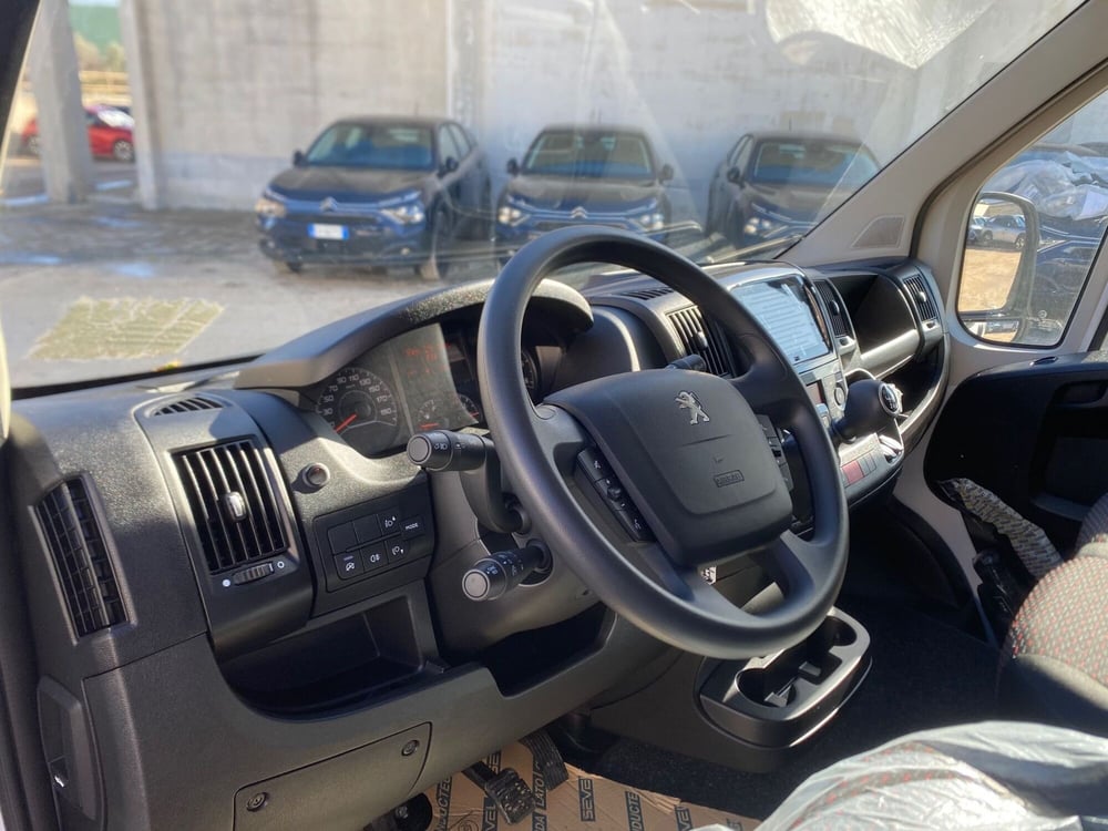 Peugeot Boxer Furgone nuova a Bari (13)